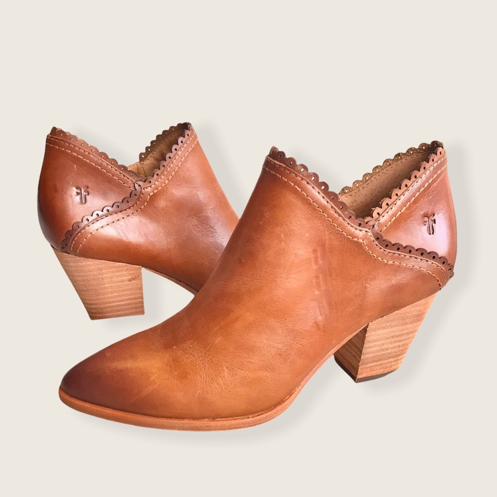 Frye Reed Scallop Cognac Leather Heeled Ankle Boot - Picture 9 of 16